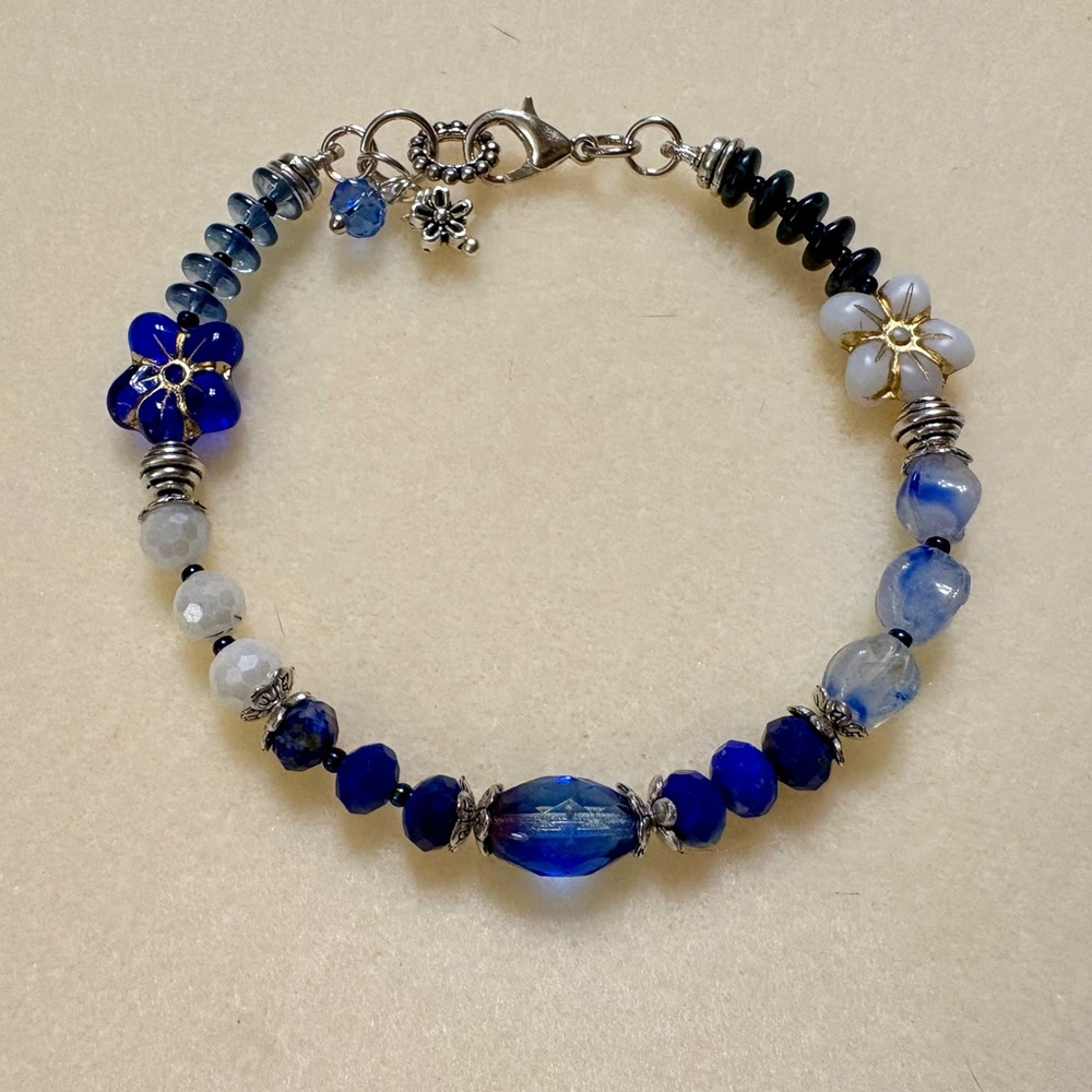 Chic Blue and Silver Floral Bracelet
